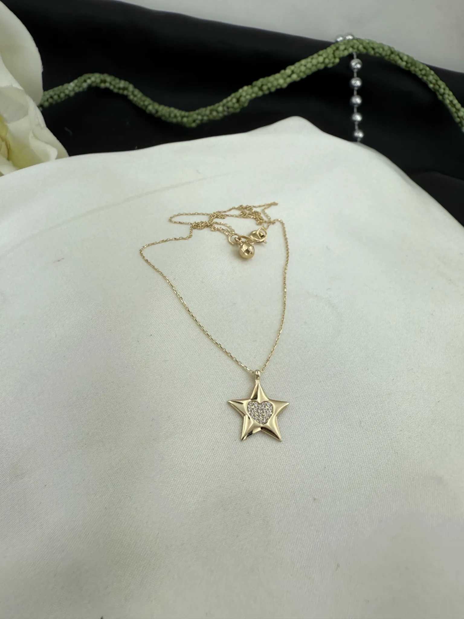 Taşlı Yıldız be Kalp Kolye