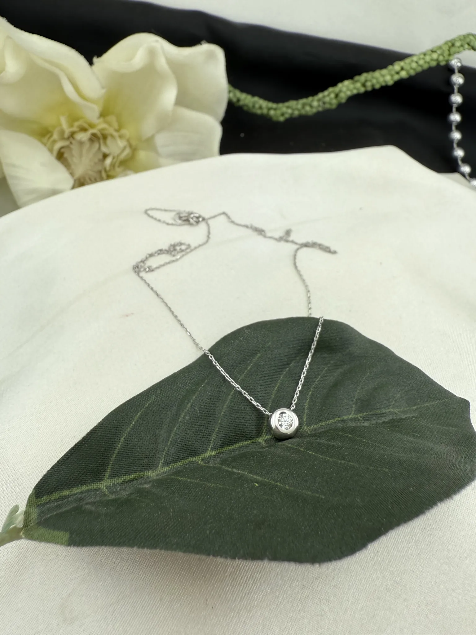 Tektaş Beyaz Altın Kolye