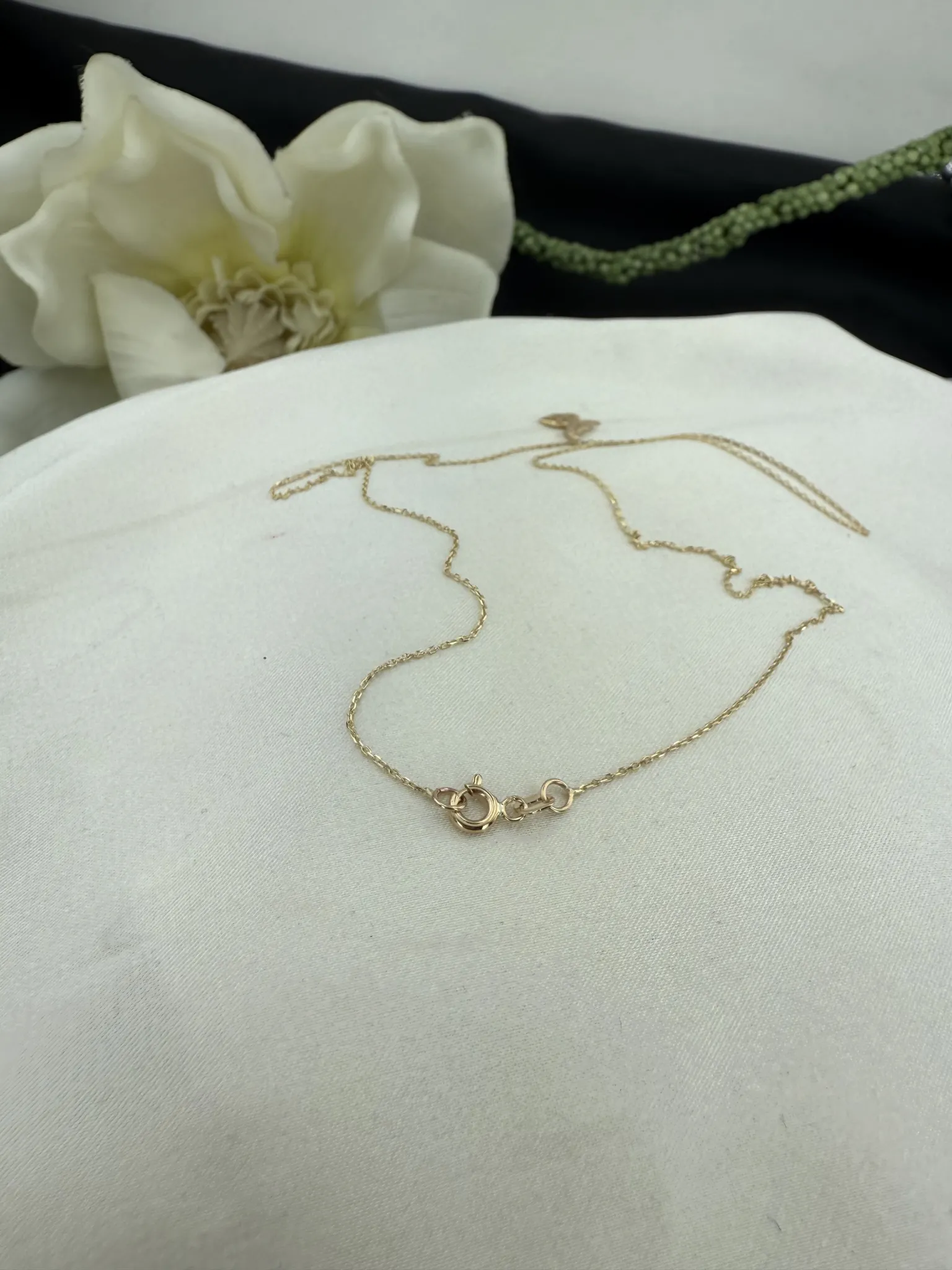 Taşlı Kelebek Kolye