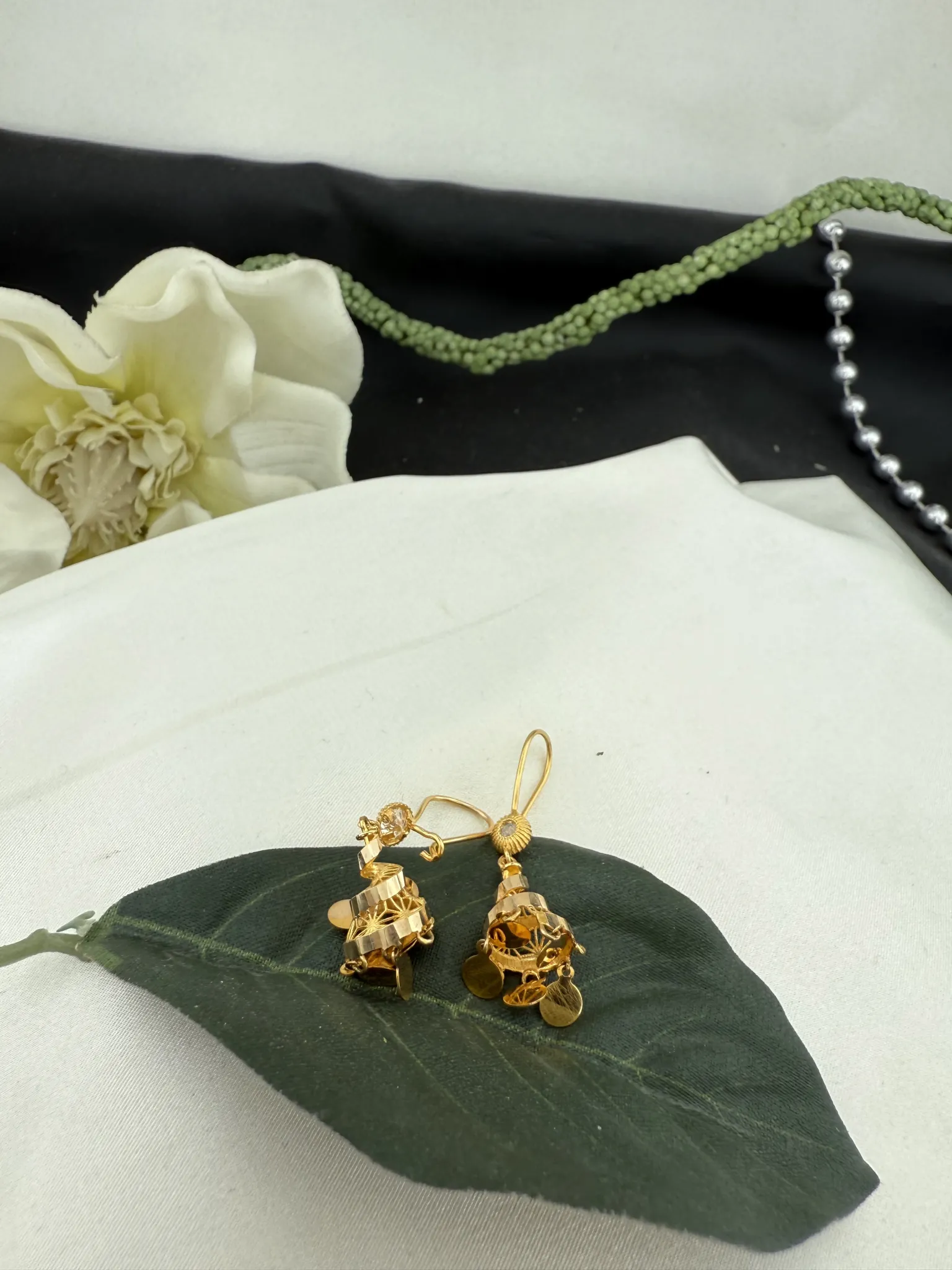 Taşsız Özel Tasarım Pullu Küpe