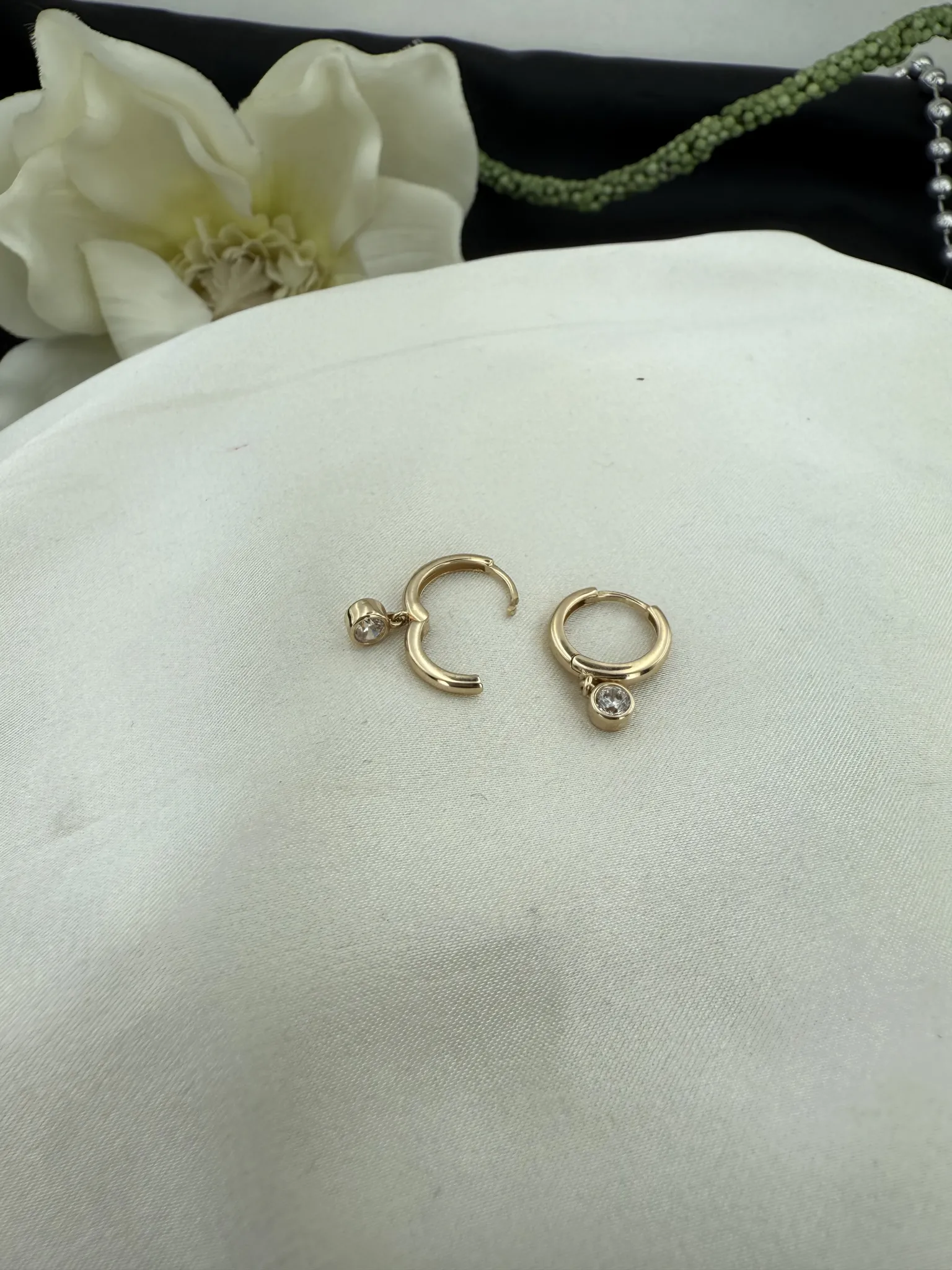 Özel Tasarım Tektaş Halka Küpe