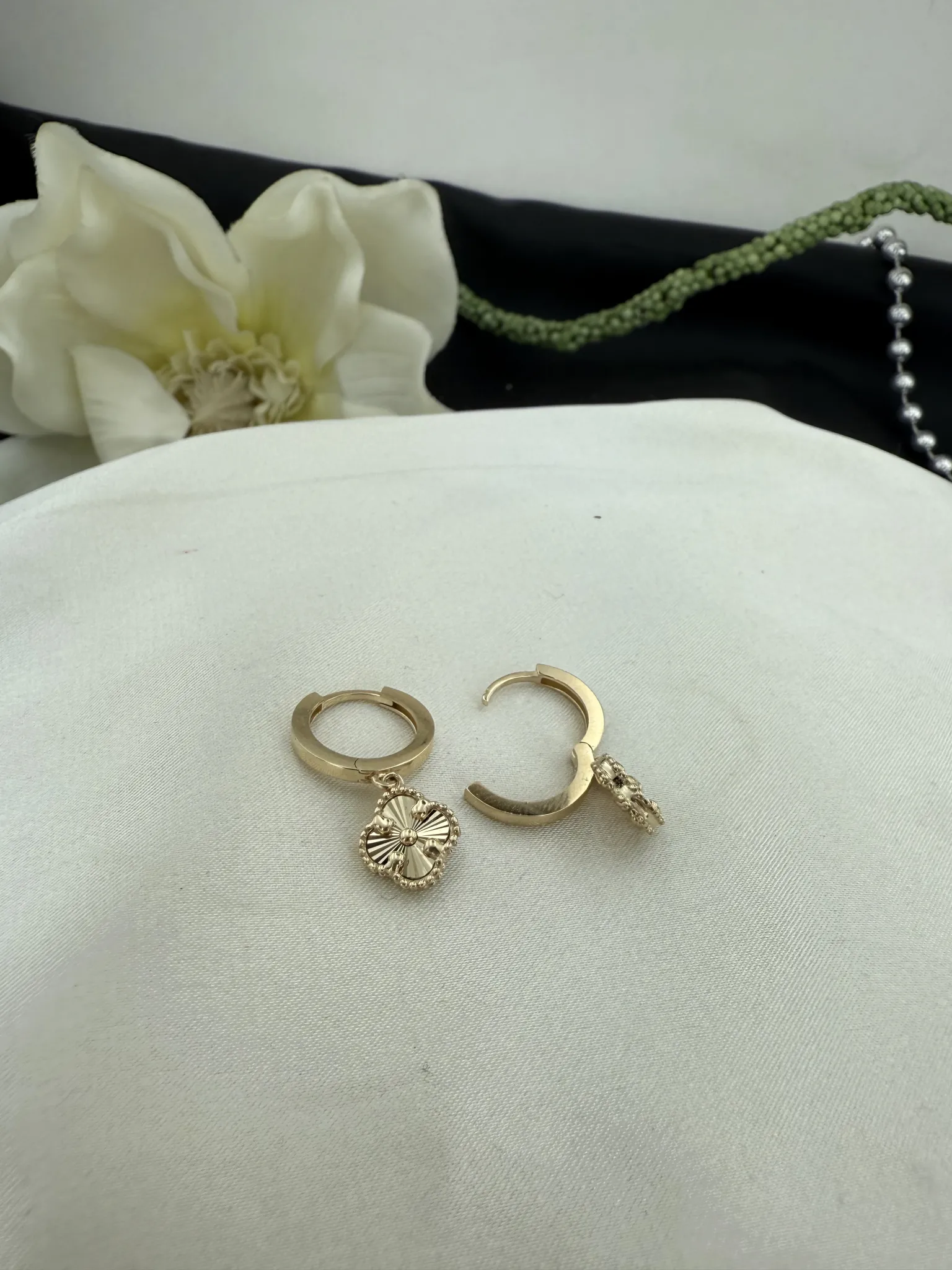 Özel Tasarım Yonca Küpe