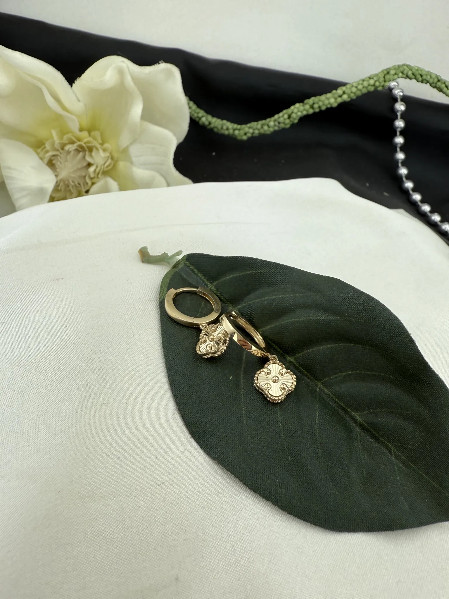 Özel Tasarım Yonca Küpe