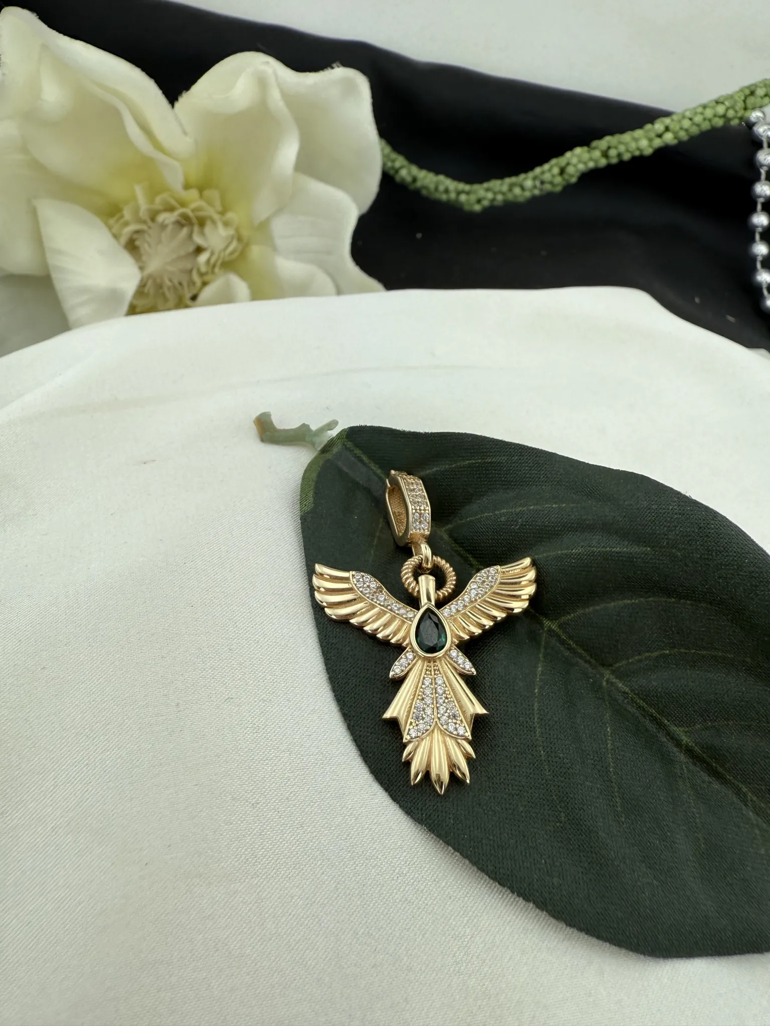 Özel Tasarım Yeşil Taşlı Anka Kuşu Kolye