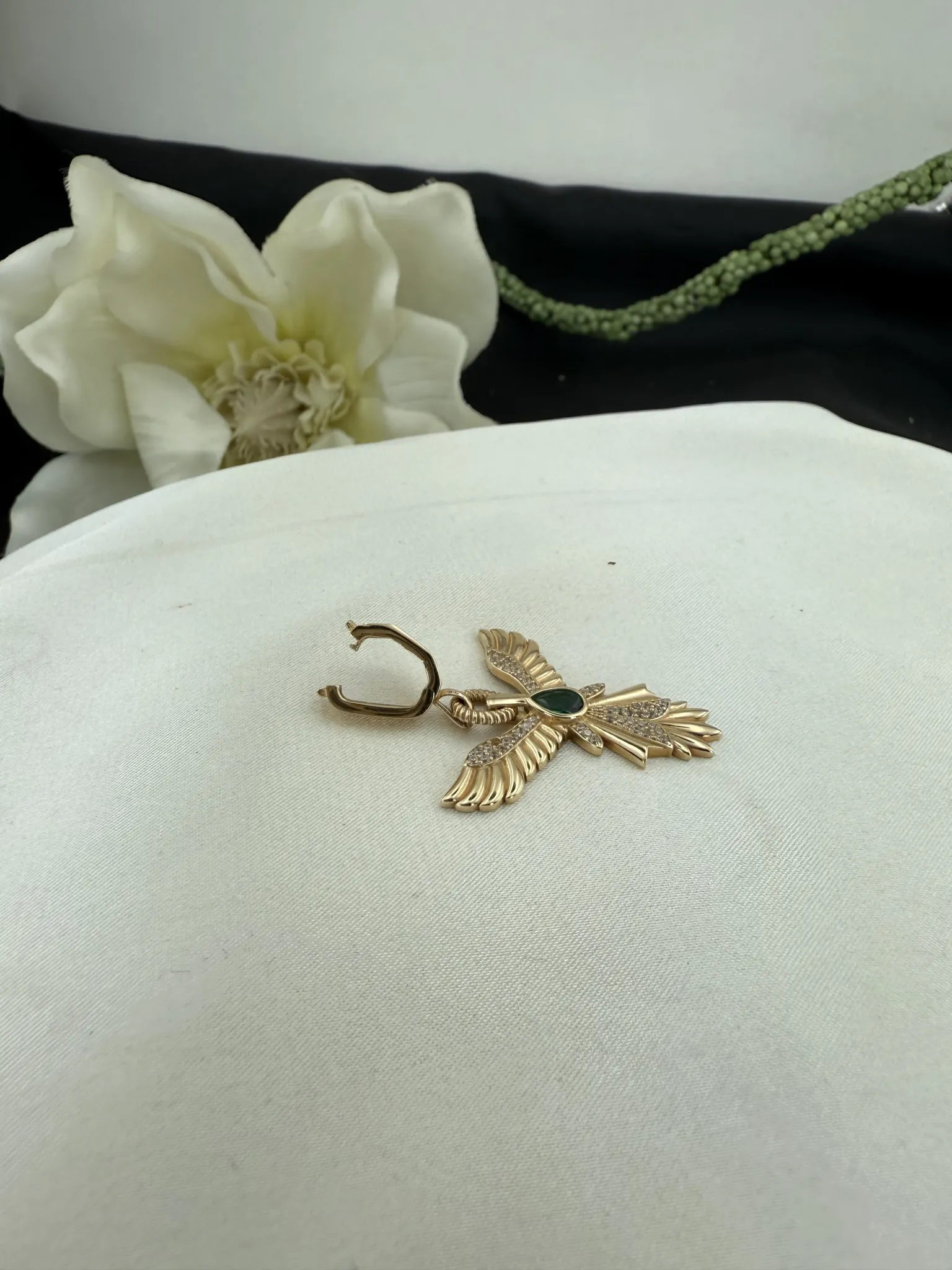 Özel Tasarım Yeşil Taşlı Anka Kuşu Kolye